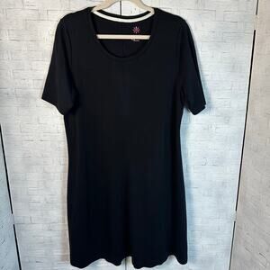 ISAAC MIZRAHI LIVE" black knit T-shirt knee length normcore TradMom summer